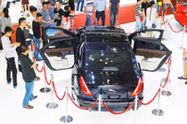 Giá xe ôtô giảm mạnh, người tiêu dùng Việt vẫn thờ ơ