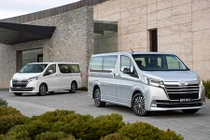 Chi tiết Toyota Granvia bản siêu sang từ 992 triệu đồng