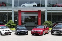 Loạt xe ôtô Kia và Mazda sắp "đại hạ giá" tại Việt Nam