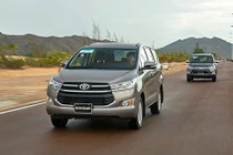 Toyota sẽ nhập khẩu Innova và Corolla Altis về Việt Nam?