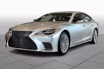 Lexus LS ngừng bán vì "siêu ế ẩm" cả năm bán chỉ 3 chiếc