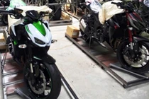 “Đập thùng” Kawasaki Z1000 2016 giá 390 triệu sắp về VN