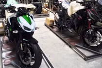“Đập thùng” Kawasaki Z1000 2016 giá 390 triệu sắp về VN