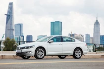 Volkswagen Passat BlueMotion "chốt giá" 1,45 tỷ đồng tại VN