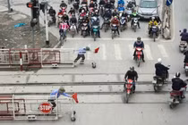 Phương tiện vượt rào chắn đường sắt sẽ bị phạt tới 5 triệu đồng