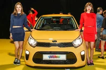 Kia Morning 2018 mới “chốt giá” 282 triệu đồng 