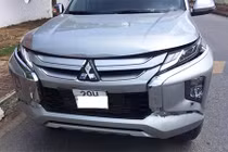 Chủ xe "kêu cứu" khi thay phụ kiện Mitsubishi Triton chính hãng