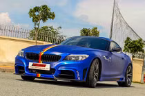 BMW Z4 độ "đồ chơi hiệu" hết 150 triệu đồng tại VN