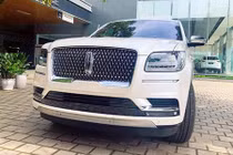 Đại gia Quảng Ngãi tậu Lincoln Navigator mới giá 9 tỷ đồng 
