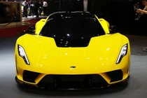 Siêu xe Hennessey nhanh nhất thế giới giá 1,6 triệu đô