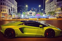Lamborghini Aventador Roadster hơn 37 tỷ bị "vặt" gương ở Sài Gòn