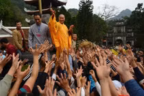 Sở VH&TT Hà Nội gửi công văn hỏa tốc chấn chỉnh lễ hội Chùa Hương