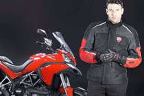 Ducati ra mắt áo giáp tích hợp túi khí cực kỳ an toàn