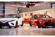 Toyota "nhá hàng" cặp đôi Camry TRD và Avalon TRD mới 