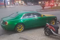 Đại gia Ninh Bình độ Rolls-Royce chục tỷ thành Taxi