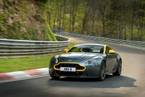 Diện kiến “tinh hoa” nhà Aston Martin - V8 Vantage N430