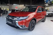 Mitsubishi Outlander tại Việt Nam bất ngờ giảm tới 180 triệu 