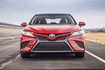 Toyota Camry mới sẽ ra mắt Việt Nam vào tháng 4/2019?