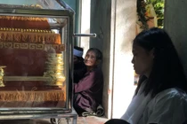 Cha hiến tạng, con bị bạn bè chế giễu, mẹ già mang tiếng bán tạng con