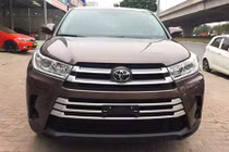 Cận cảnh Toyota Highlander 2018 giá 2,7 tỷ tại Hà Nội 