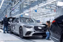 Lý do xe sang Mercedes-Benz S-Class bị cắt giảm sản lượng?