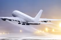 Video: Vì sao máy bay thường được sơn màu trắng?