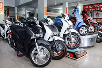 Đại lý "kênh giá" xe máy Honda cả chục triệu ngày cận Tết 