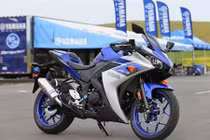 YZF-R3 chốt giá 103 triệu, Kawasaki Ninja 300 dè chừng 
