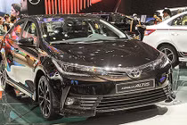 Toyota Corolla Altis 2018 “trình làng” khách hàng Việt
