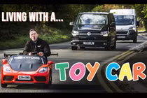 Xe ôtô đồ chơi đầu tiên trên thế giới hợp pháp đi phố