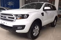 Chi tiết xe Ford Everest 2018 rẻ nhất chỉ 999 triệu đồng 
