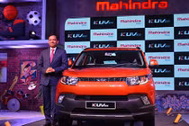 Cận cảnh crossover Mahindra KUV100 giá 134 triệu đồng