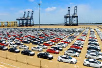 Gần 3.700 ôtô nhập khẩu về Việt Nam trước thềm 2019