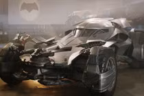 Siêu xe Batmobile chống đạn "lên sàn" gần 20 tỷ đồng