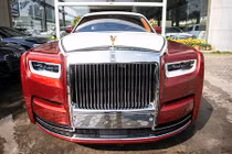 "Soi" Rolls-Royce Phantom VIII đỏ rực của đại gia Campuchia