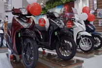 Honda SH Mode bị đại lý Việt "làm giá" tới gần 20 triệu đồng