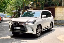 Cận cảnh Lexus LX570 chạy 4 năm hơn 6 tỷ ở Hà Nội 