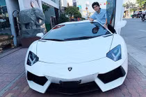 Đại gia Bình Dương tậu Lamborghini Aventador hơn 20 tỷ đồng 
