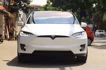 Tesla Model X P100D hơn 8 tỷ lên sàn xe cũ Hà Nội