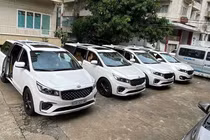 Tài chính 300 triệu, mua ôtô cũ đi Tết hay thuê xe tự lái?