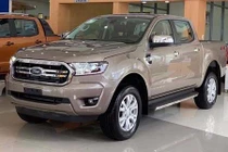 Cận cảnh Ford Ranger Limited khoảng 800 triệu đồng tại Việt Nam
