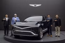 Genesis GV90 2026 từ 2,5 tỷ - SUV điện đối đầu Mercedes-Benz EQS 