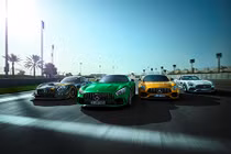 Dàn xe Mercedes-Benz trị giá 150 tỷ sắp đến Hà Nội 