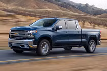 Chevrolet Silverado 1500 phiên bản máy dầu "đấu" Ford F-150