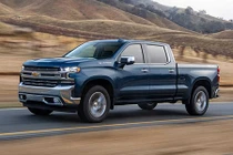 Chevrolet Silverado 1500 phiên bản máy dầu "đấu" Ford F-150