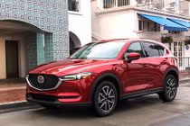Mazda CX-5 màu mới bất ngờ giảm giá 30 triệu tại Việt Nam