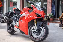 Dân chơi Hà thành bán Ducati Panigale V4 S chỉ 1,4 tỷ đồng