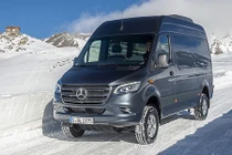 Chi tiết Mercedes-Benz Sprinter mới "chốt giá" từ 1,2 tỷ đồng