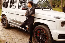 Minh nhựa cưỡi Mercedes-AMG G63 hơn 10 tỷ lên Đà Lạt 