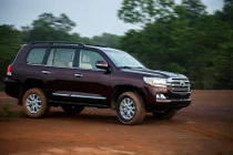 Toyota Việt Nam ra mắt Land Cruiser mới giá hơn 2,8 tỷ 
